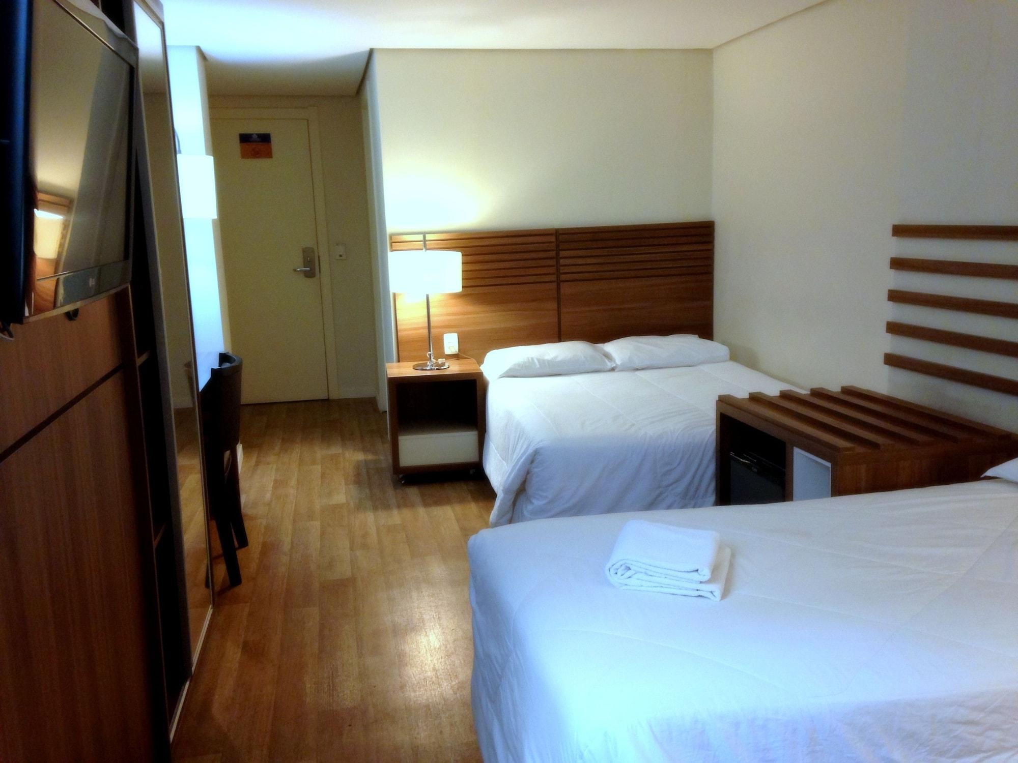 Umbu Hotel Porto Alegre - Centro Historico - Prox Aeroporto 15Min Εξωτερικό φωτογραφία