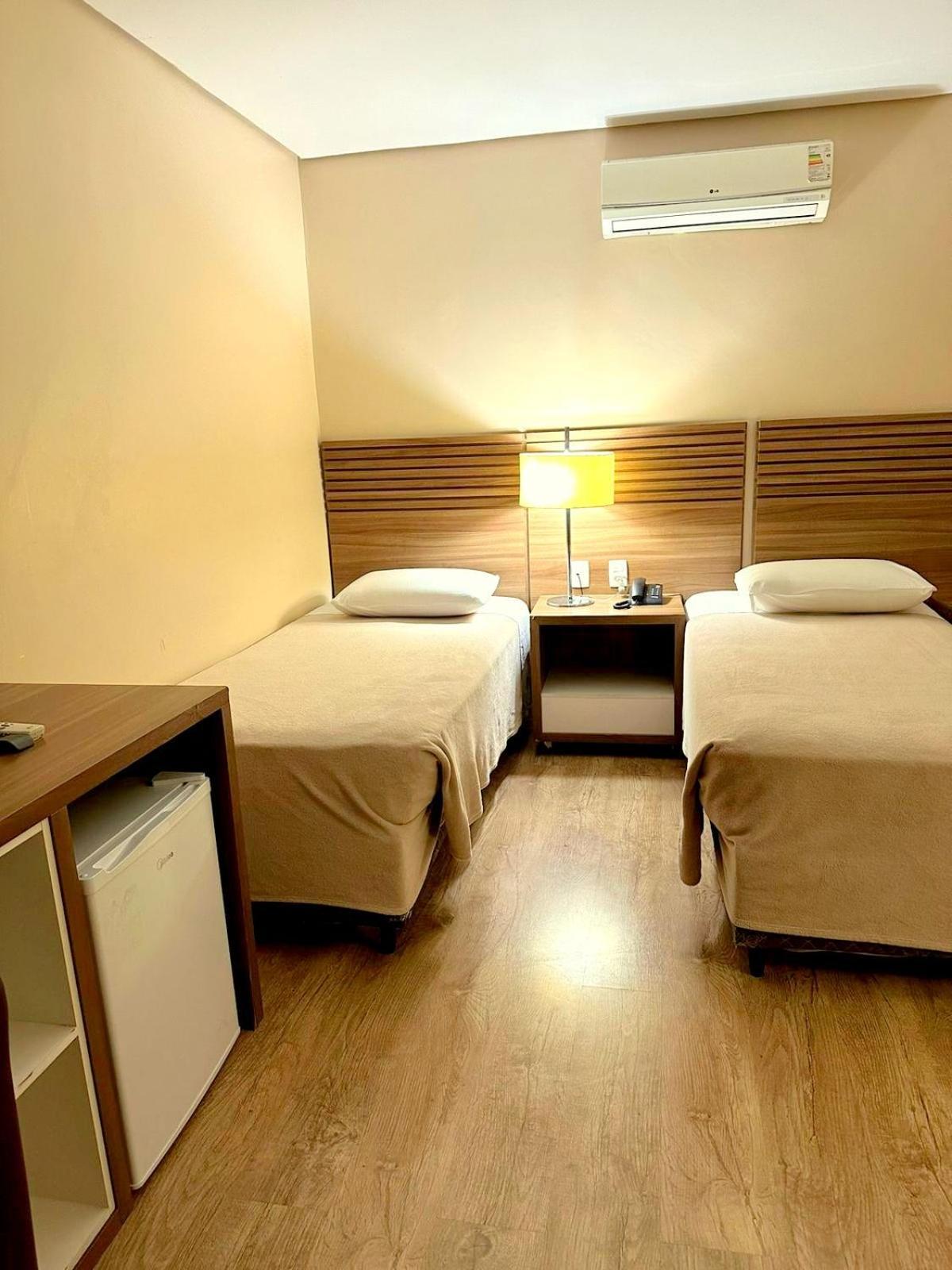 Umbu Hotel Porto Alegre - Centro Historico - Prox Aeroporto 15Min Εξωτερικό φωτογραφία