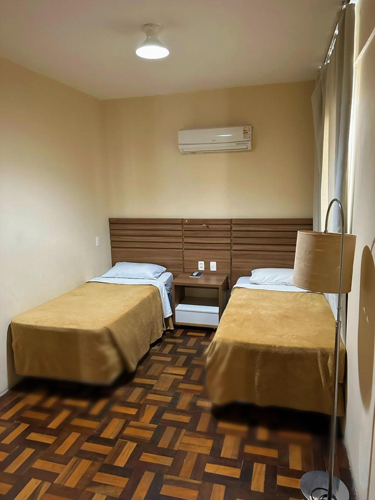Umbu Hotel Porto Alegre - Centro Historico - Prox Aeroporto 15Min Δωμάτιο φωτογραφία