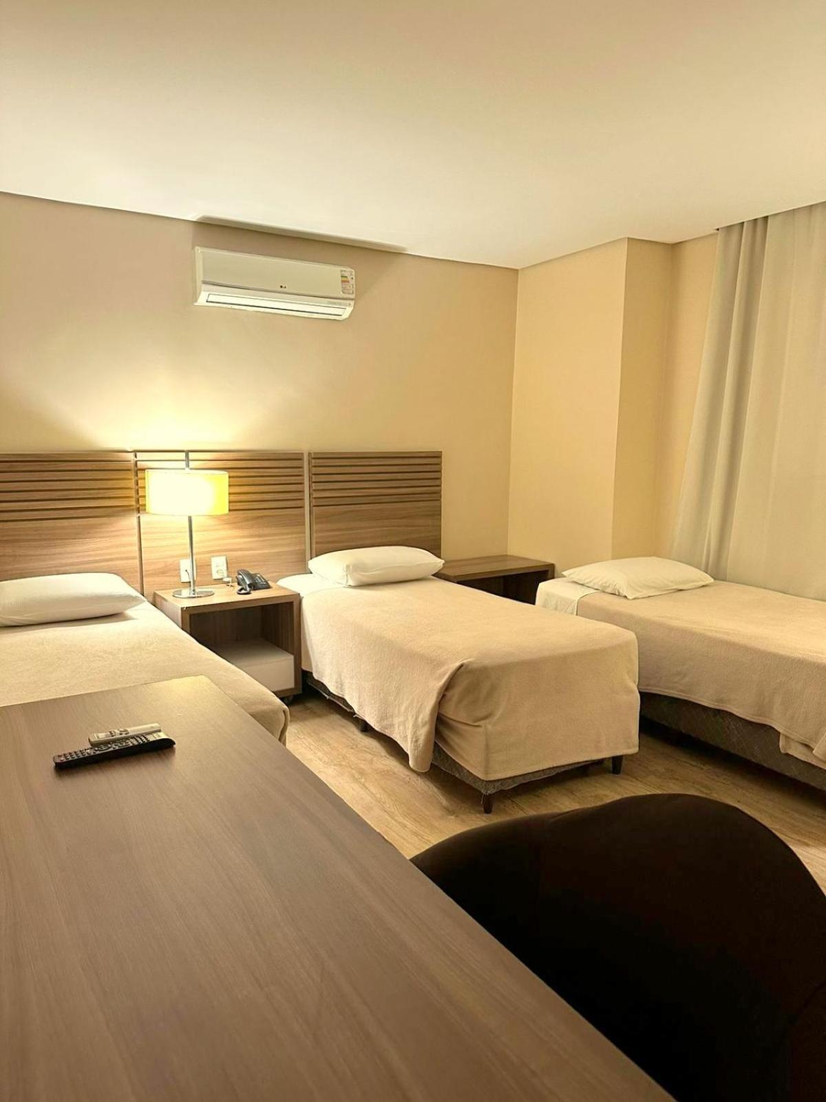 Umbu Hotel Porto Alegre - Centro Historico - Prox Aeroporto 15Min Δωμάτιο φωτογραφία
