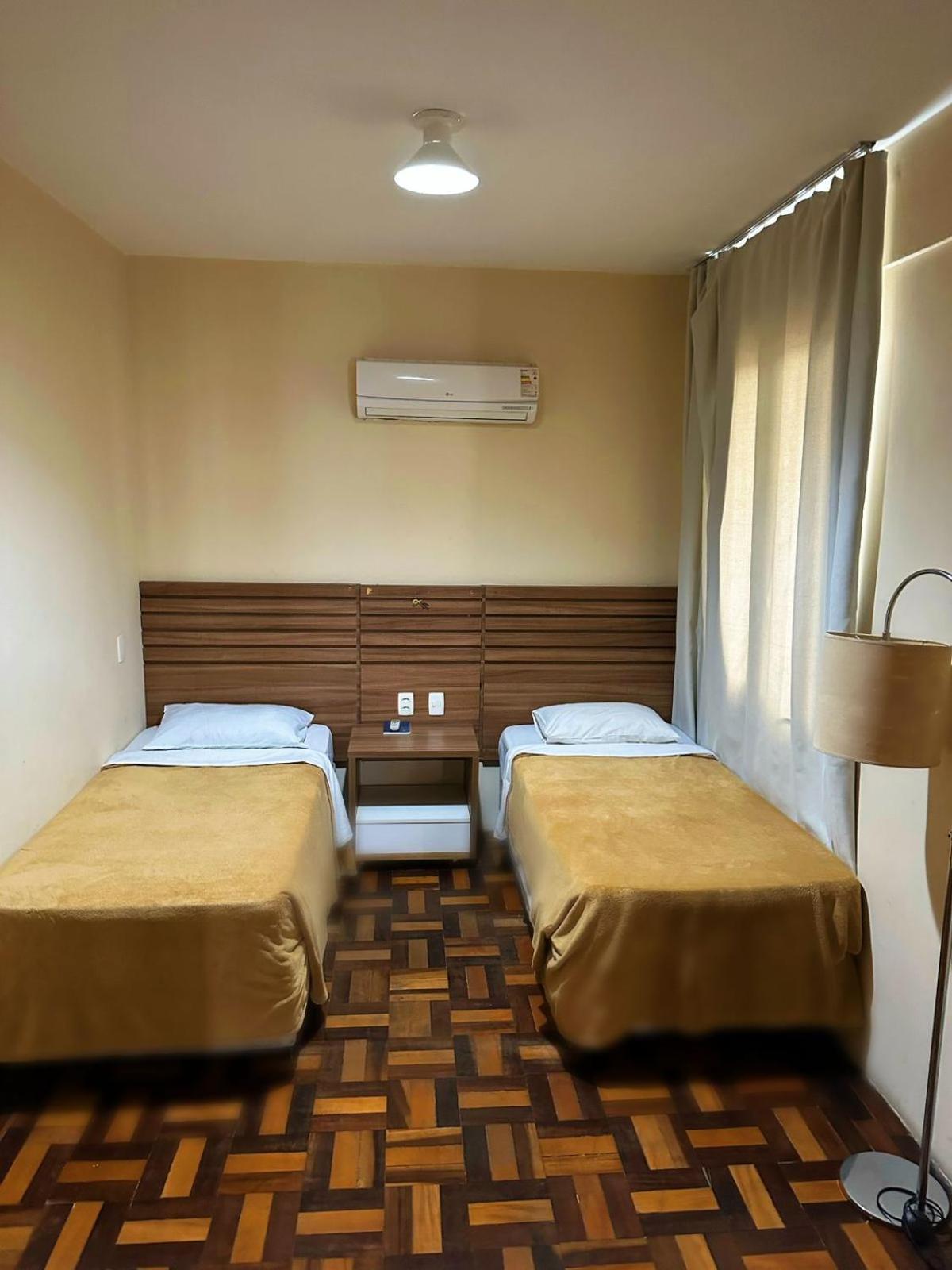 Umbu Hotel Porto Alegre - Centro Historico - Prox Aeroporto 15Min Δωμάτιο φωτογραφία