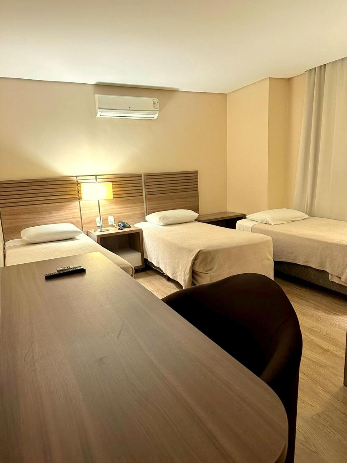 Umbu Hotel Porto Alegre - Centro Historico - Prox Aeroporto 15Min Δωμάτιο φωτογραφία
