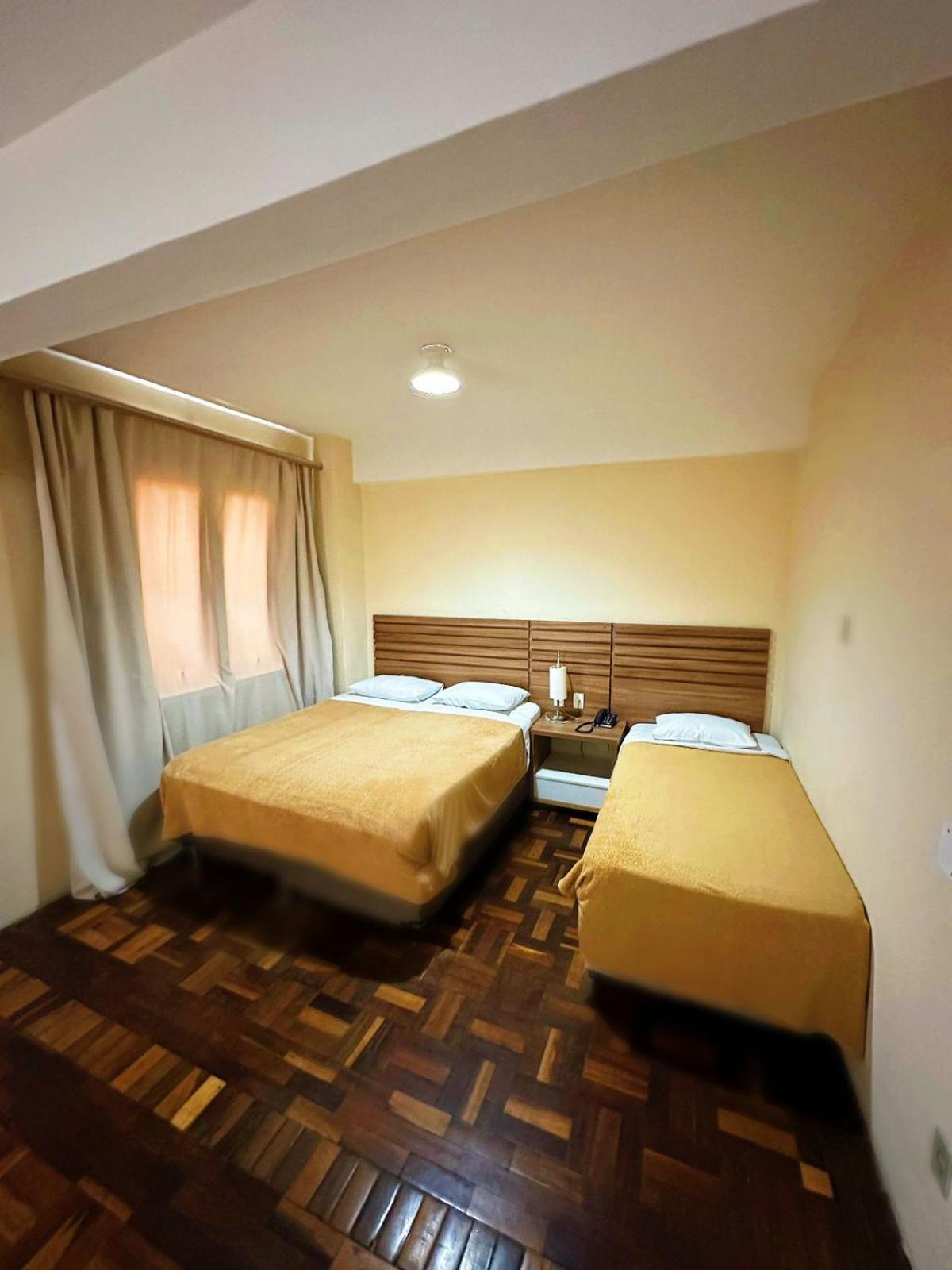 Umbu Hotel Porto Alegre - Centro Historico - Prox Aeroporto 15Min Δωμάτιο φωτογραφία