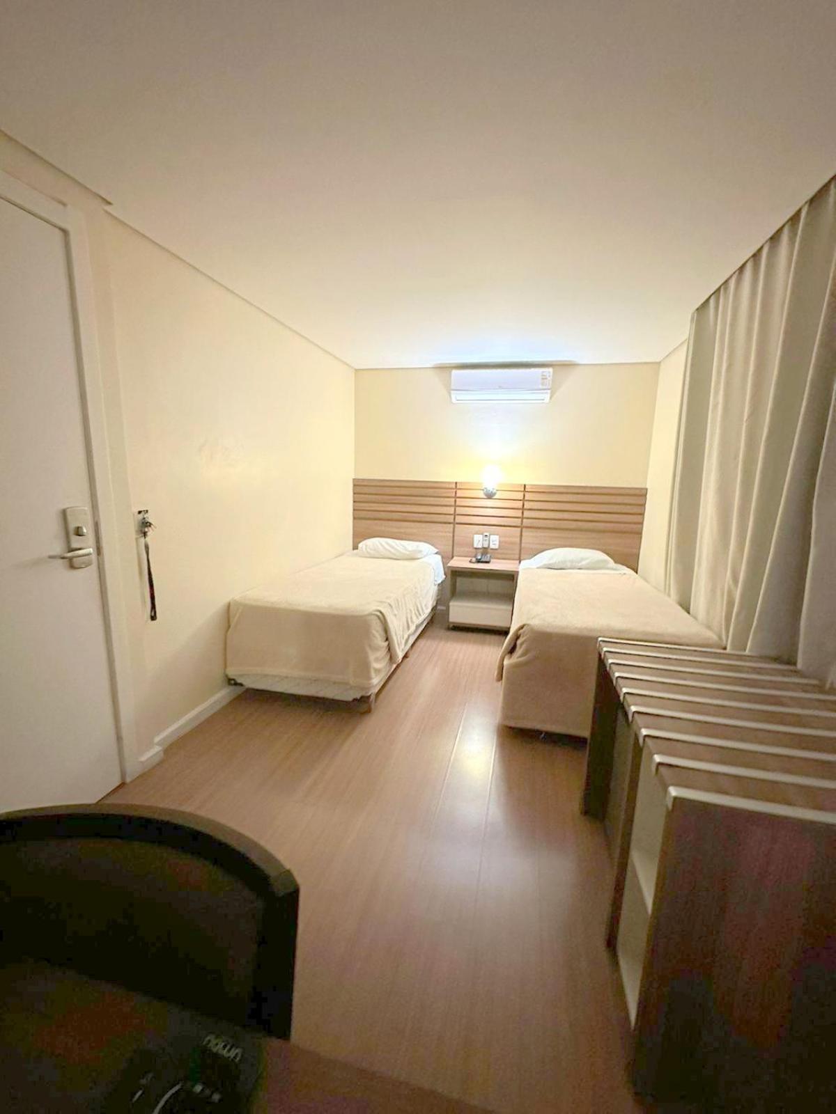 Umbu Hotel Porto Alegre - Centro Historico - Prox Aeroporto 15Min Δωμάτιο φωτογραφία
