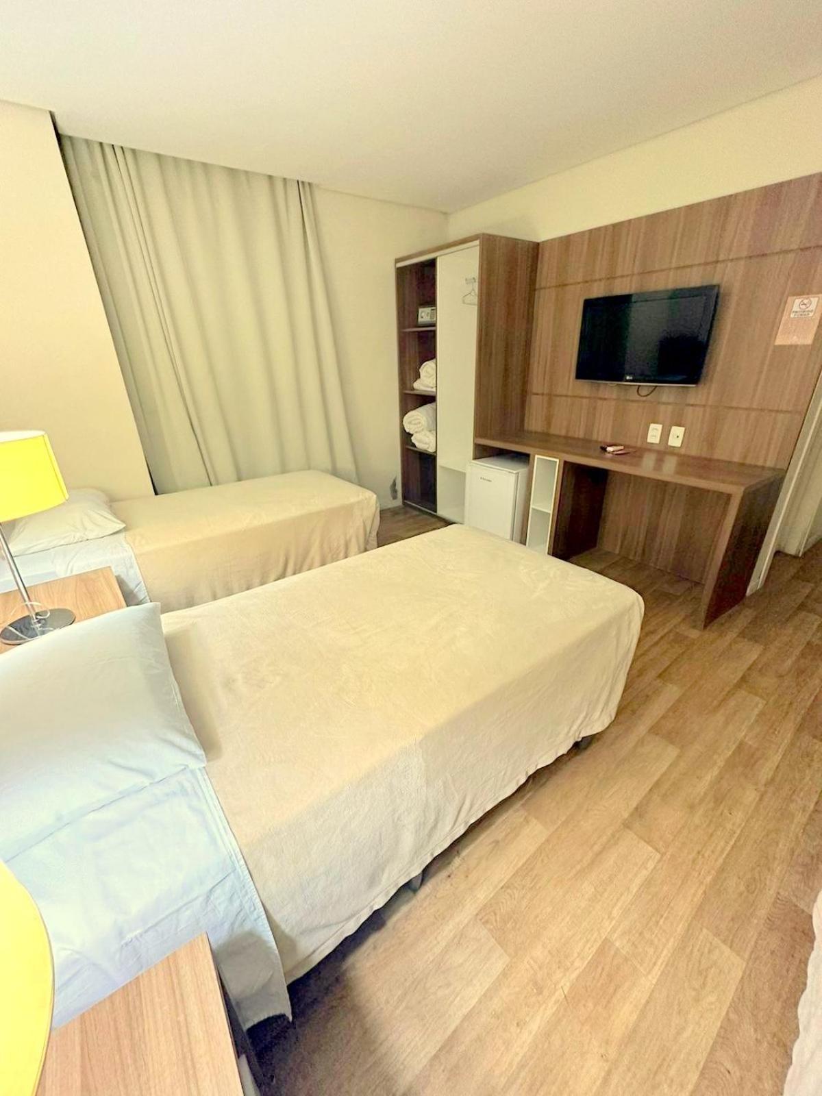 Umbu Hotel Porto Alegre - Centro Historico - Prox Aeroporto 15Min Δωμάτιο φωτογραφία