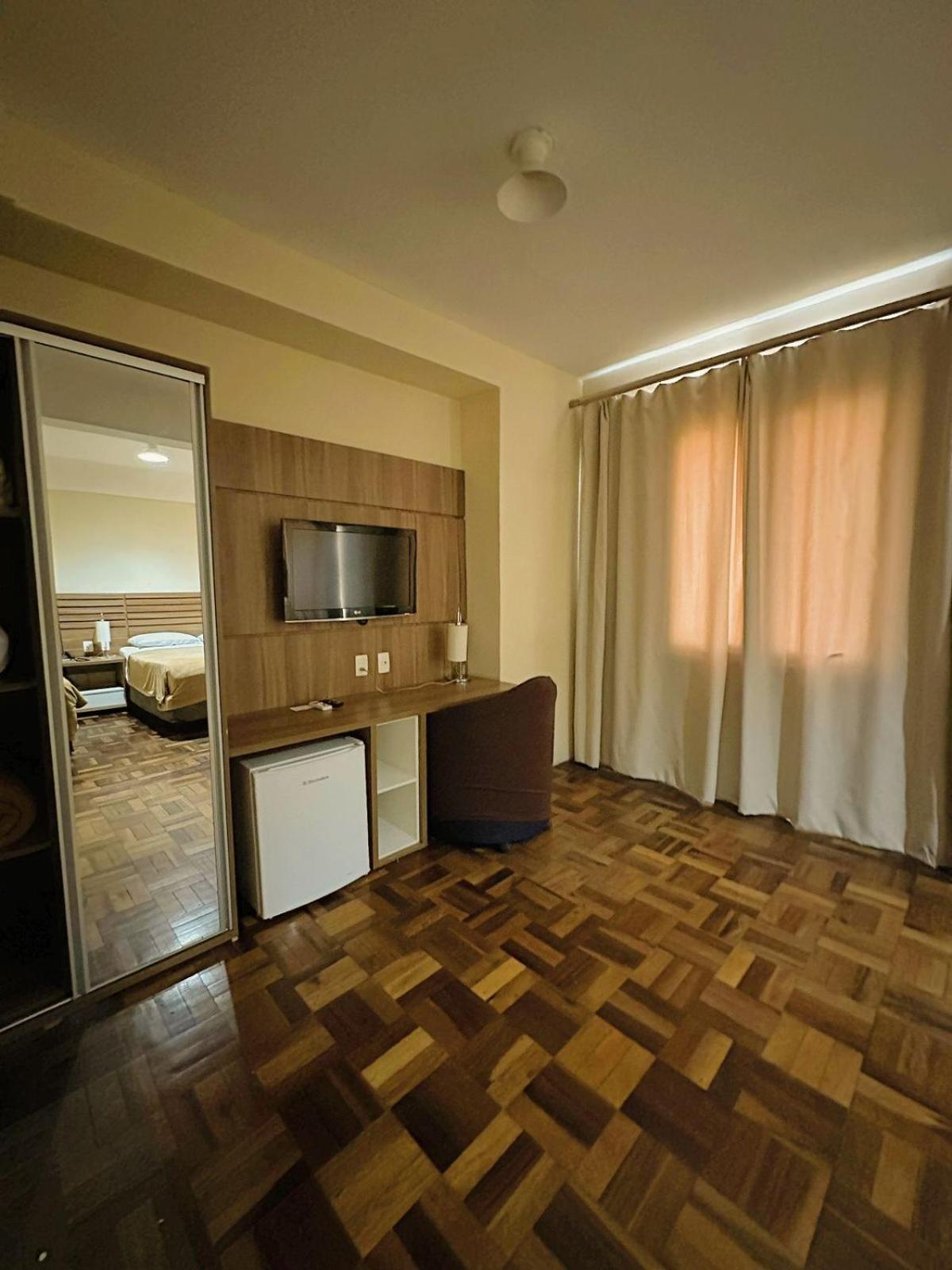 Umbu Hotel Porto Alegre - Centro Historico - Prox Aeroporto 15Min Δωμάτιο φωτογραφία